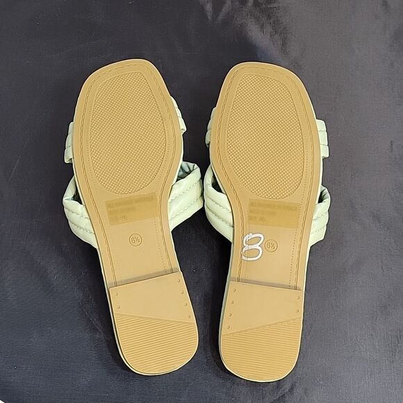 BRAND NEW WILD DIVA LOUNGE IRA CROSSBAND SLIDES SANDAL - Picture 13 of 15